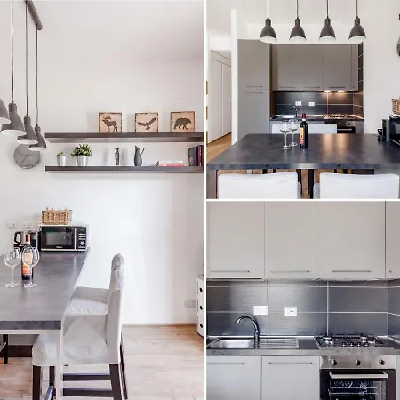 Open The Classic Wooden Shutters At A Cozy Nest Appartamento